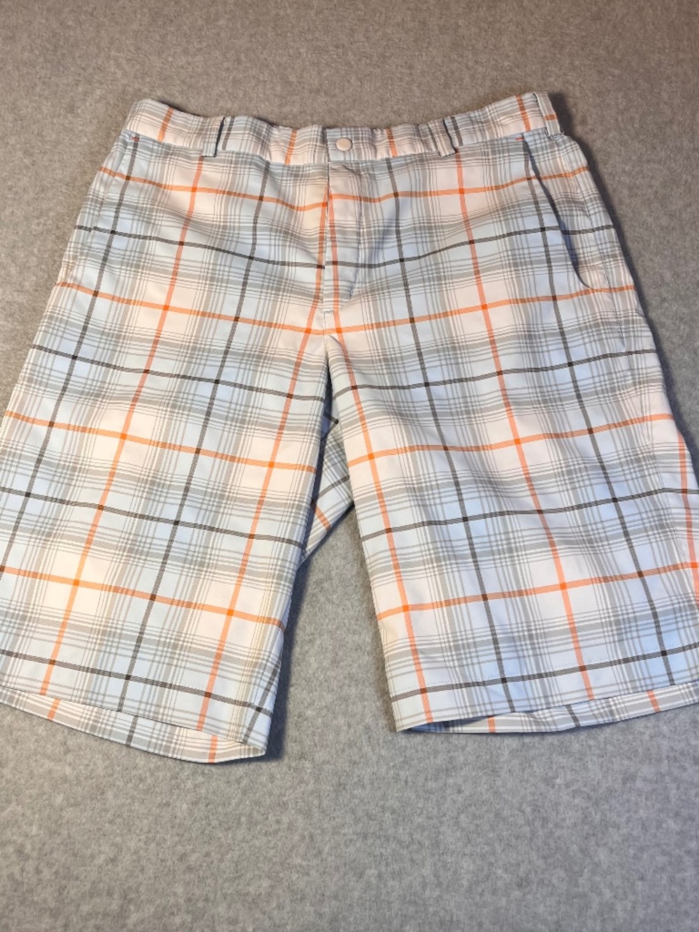 Nike Golf Dri-FIT Plaid Shorts Size 32